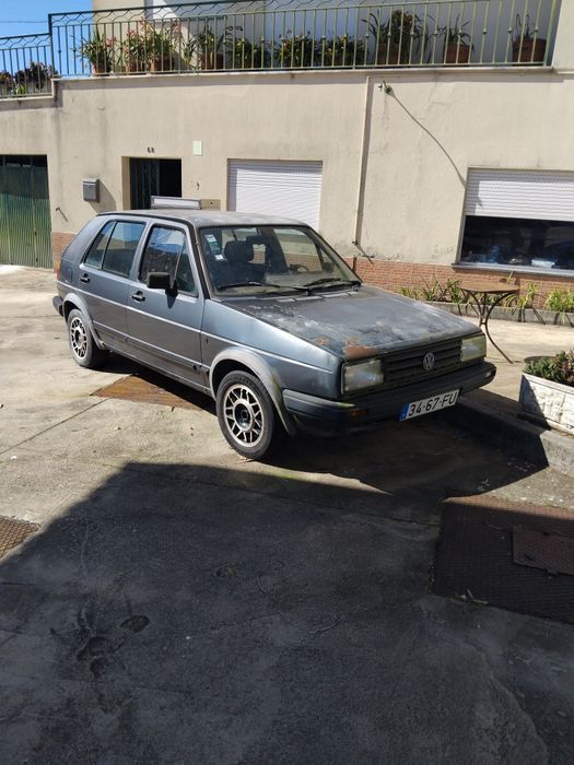 Volkswagen Golf 2 1987 (Para restauro ou peças)