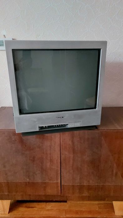 Продам телевізор SONY б/у в робочому стані
