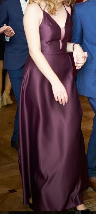 Długa sukienka na studniówkę wesele