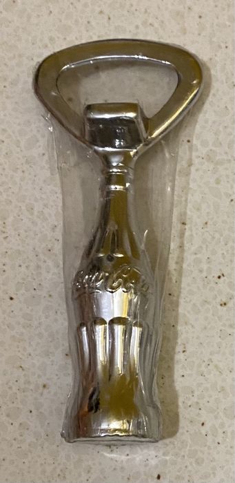 Abre cápsulas vintage da Coca-Cola, ainda selado