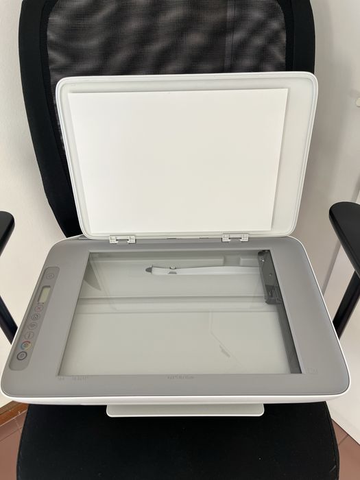 Impressora HP Deskjet 2720e