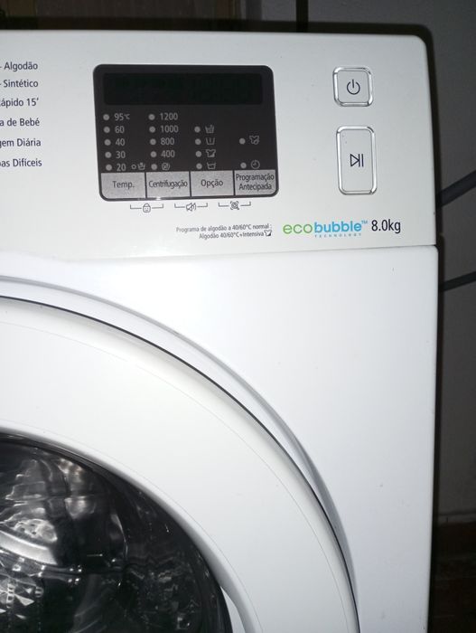 Máquina de lavar roupa Samsung