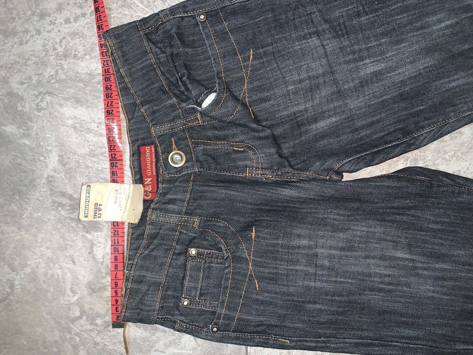 jeansy biodrowki