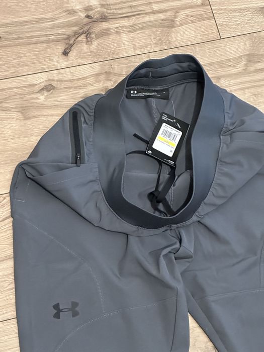 Spodnie under armour r. M