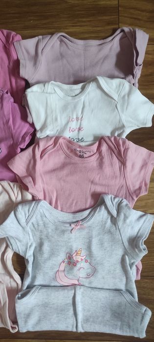 Body 86/92 dla dziewczynki 8 szt. krótki rękaw