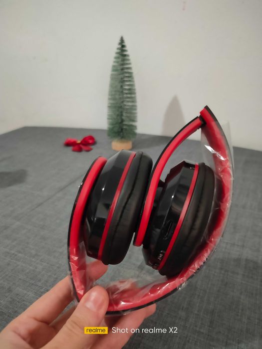 B39 Bluetooth Wireless Headphones - Preto/Vermelho