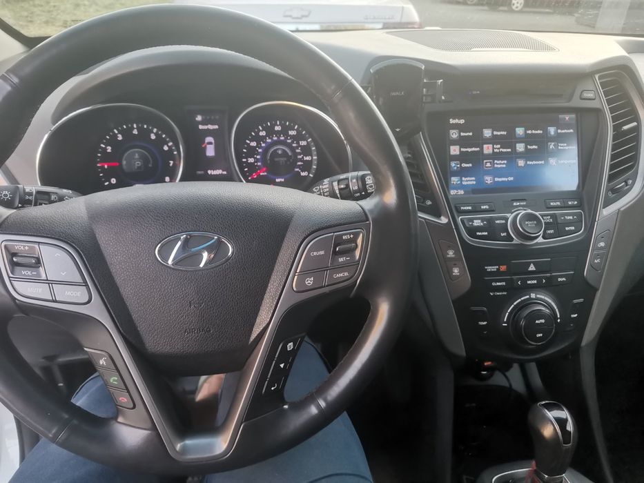 Продам Hyundai Santa Fe— ідеальний стан, повна комплектація