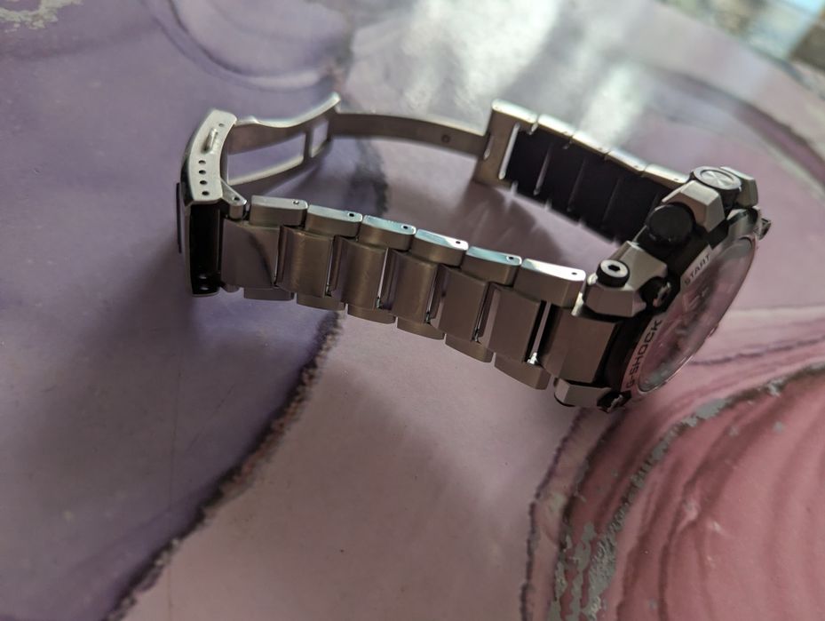 Casio MTG-B3000-1AER