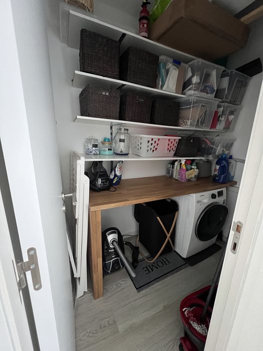 Apartamento T1 mobilado e equipado, pronto a habitar, junto ao metro