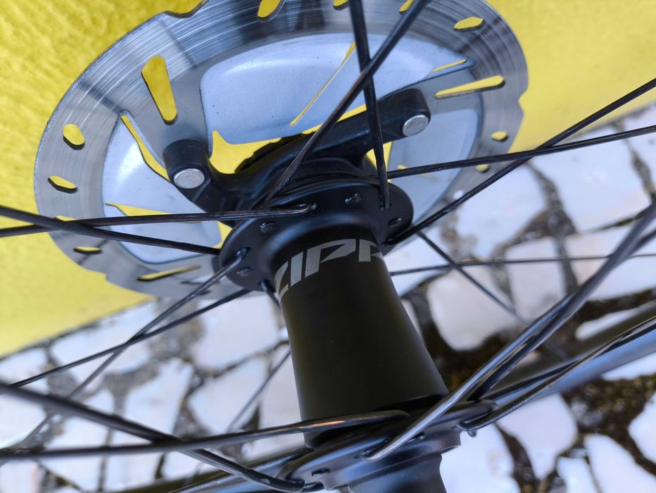 Rodas carbono Zipp 202 disc Firecrest