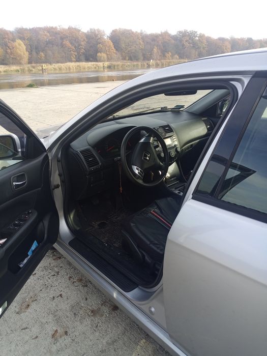 Honda Accord VII 2003