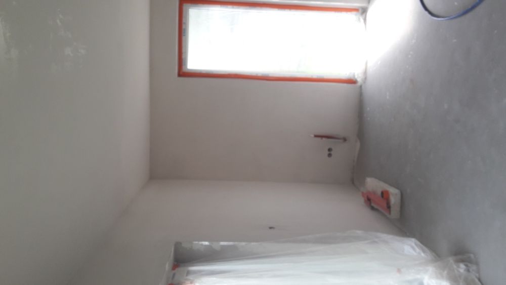 GŁADZIE, tanio szpachlowanie, malowanie zabudowa z płyt G-K. PIANA PUR