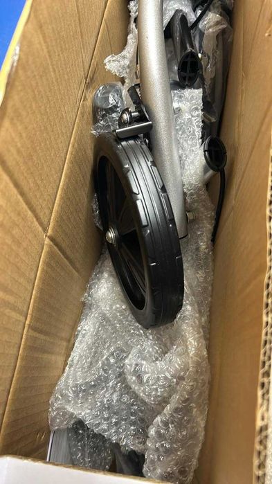 WEINBERGER stabilny, bardzo lekki i zwrotny chodzik na kółkach