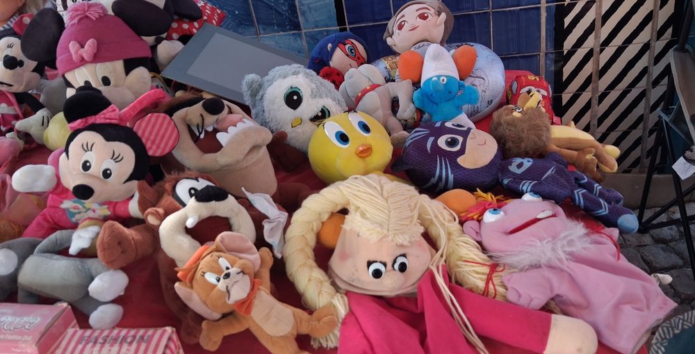 Brinquedos  lote de muitos peluches