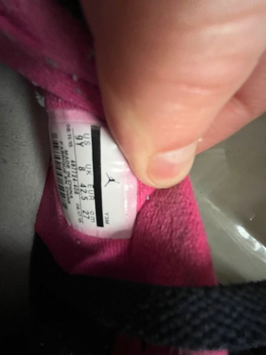 Sprzedam buty Jordan 42.5