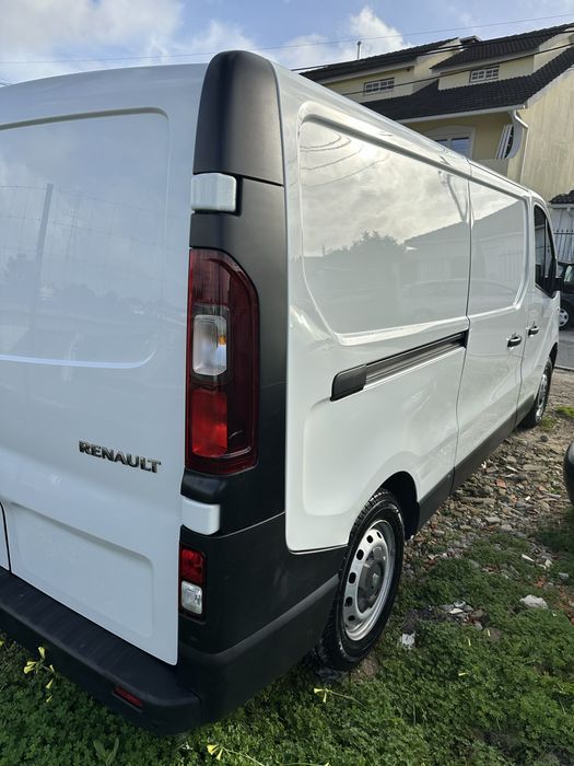 RENAULT TRAFIC 3