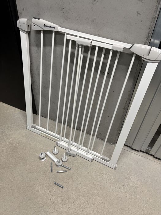 Nowa biała bramka rozporowa Springos 76-120 cm