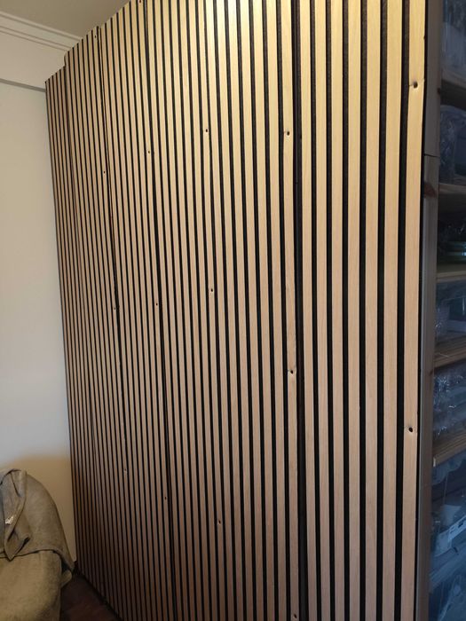 Estantes IKEA IVAR com ripado lateral decorativo
