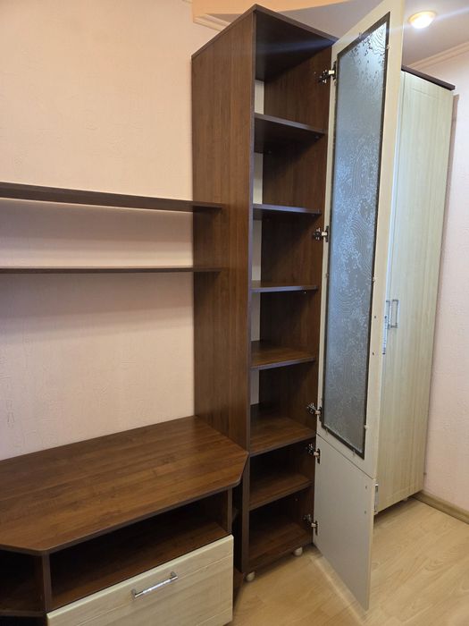 Меблі для дитячої/спальні/кабінету