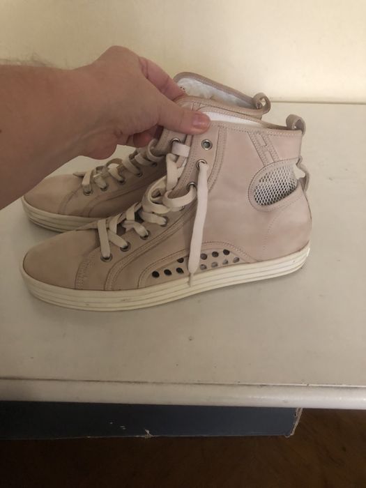 продам кеди Hogan