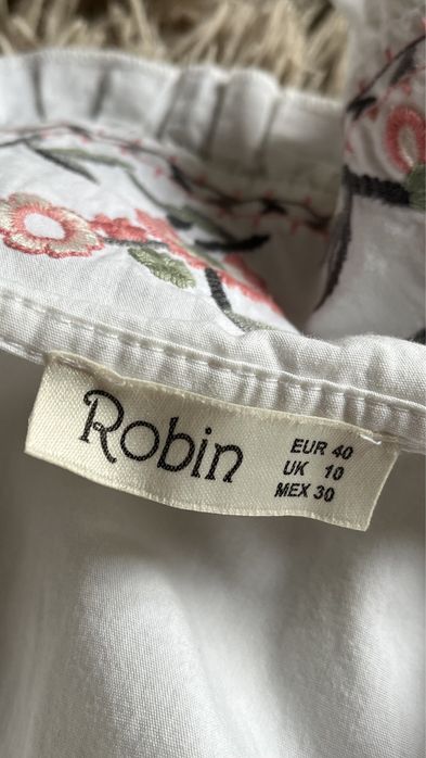 Сорочка жіноча robin, біла, з вишивкою, розмір м, матеріал- 100%бавовна