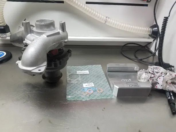 Turbina TurboSprężarka citroen 3008 peugot 308 1.6 E-hdi 113 km