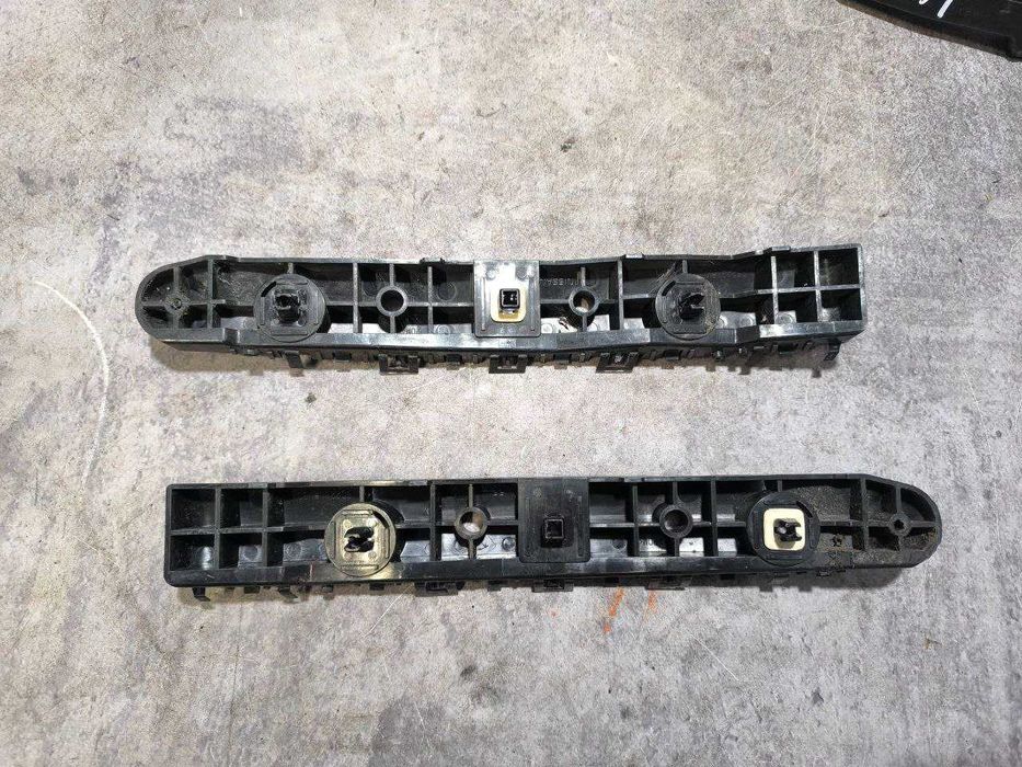 Кронштейн бампера переднього заднього лівий правий Nissan Juke F15