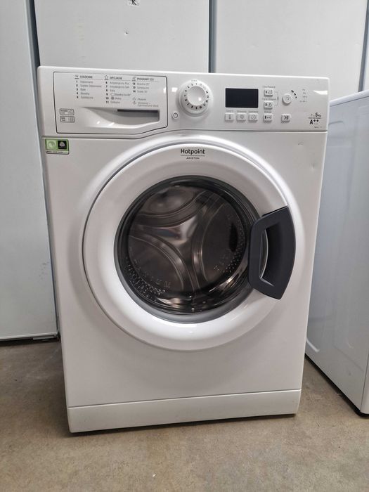 Pralka Hotpoint Ariston FMUG 502