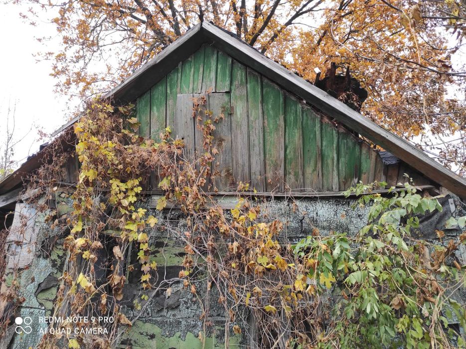 Ділянка в затишному місці селища Високий.