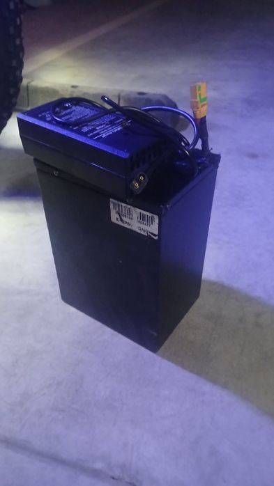 Продам  Акамулятор для Елетробайка