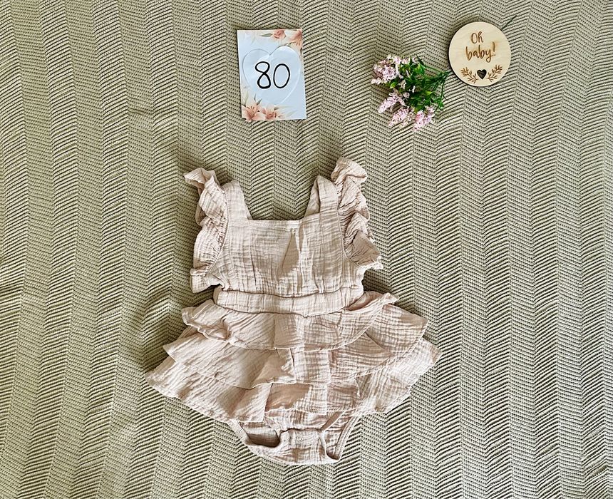 Wyprzedaż beżowa sukienka muślinowa 80