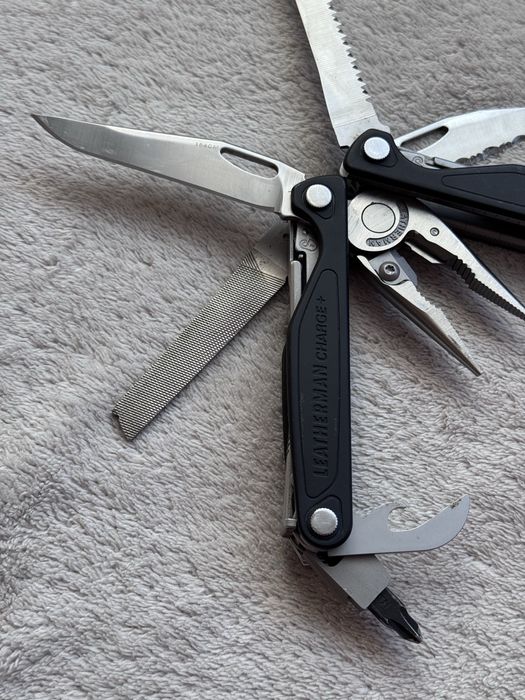 Leatherman charge plus