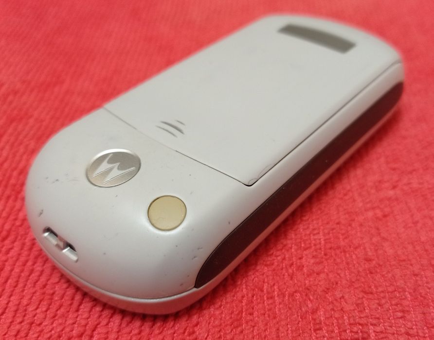 Мобільний телефон Motorola