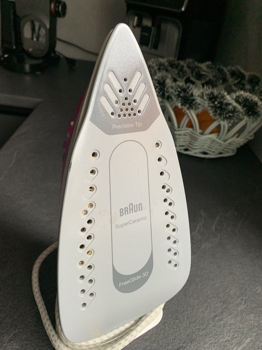Продам утюг Braun