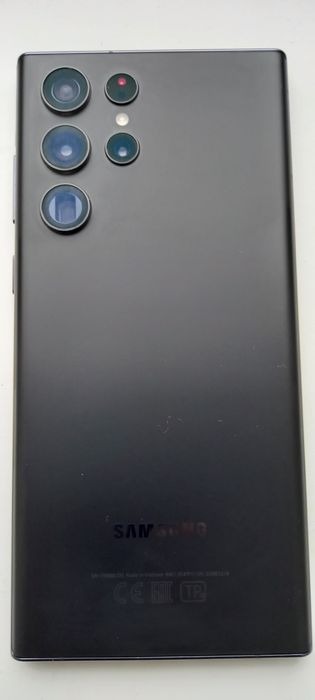 Samsung Galaxy S 22 Ultra. 12/512гб