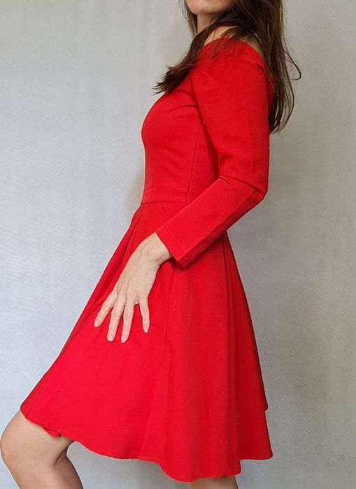 Czerwona sukienka, rozm M