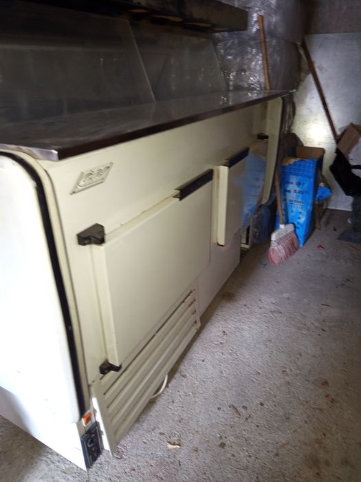 Холодильна вітрина, холодильник вітрина