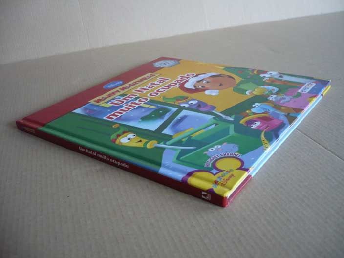 Um Natal muito ocupado,de Manny Mãozinhas