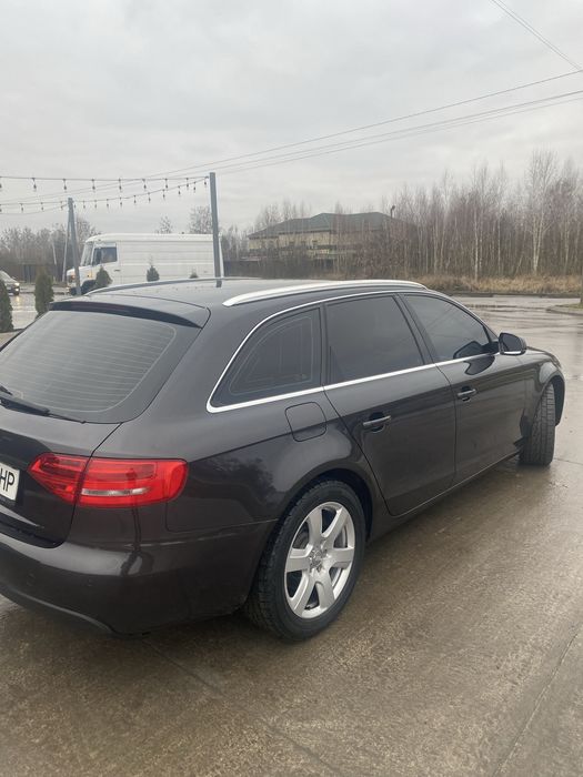Audi A4 B8 2.0 TDI 105 кВт 143 к.с 2010 року
