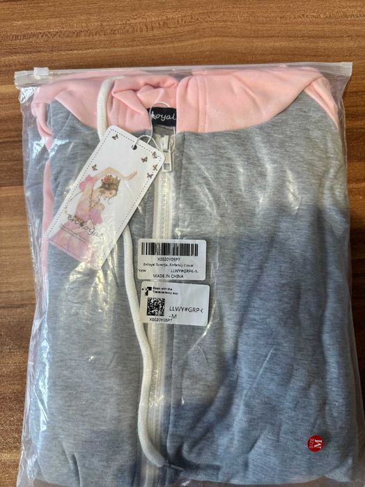 Damska bluza EnJoYal z kapturem