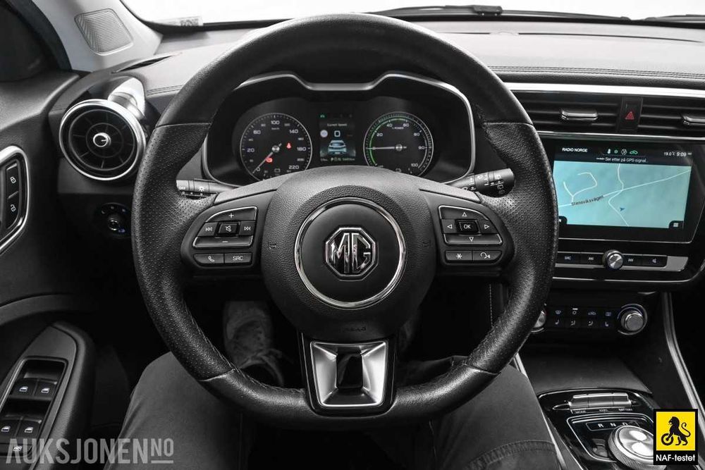 MG ZS EV 2020, електро, малий пробіг, європейська гарантія