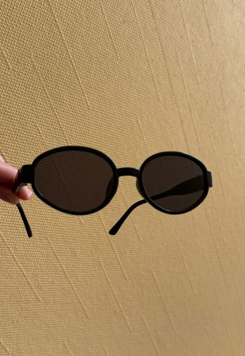 сонцезахисні окуляри