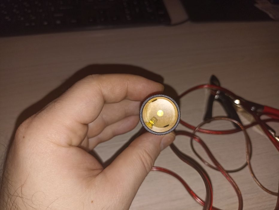 Автомобільна розетка 12v