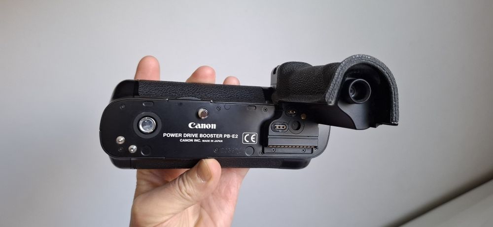 Canon Power Drive Booster PB-E2
