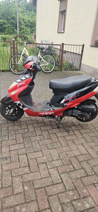 Skuter zipp 50 4t