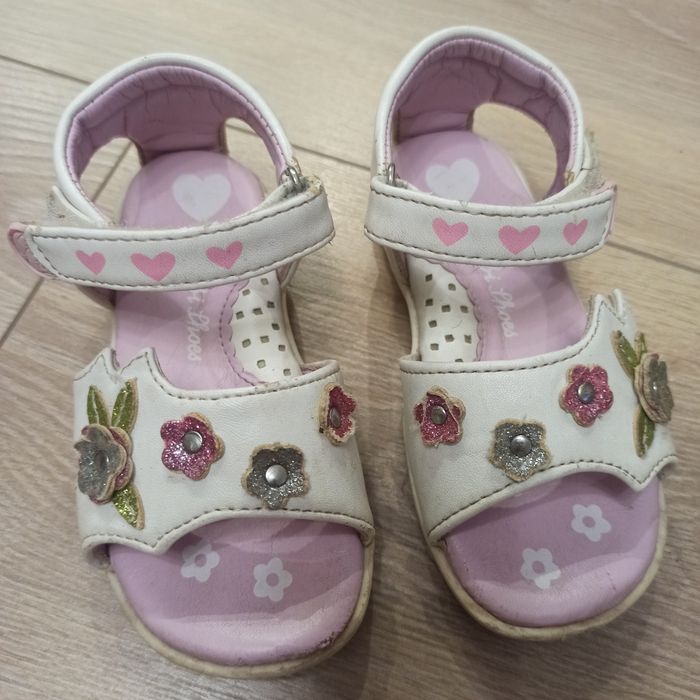 Sandałki dla dziewczynki Bobbi Shoes, rozmiar 24