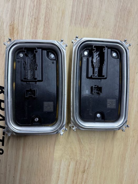 Пара блоків керування фарами Mercedes блок керування блок розжига фар