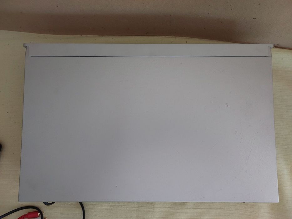 CD  проигрыватель Marantz