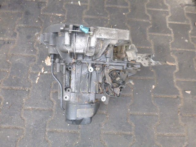 MANUALNA SKRZYNIA BIEGÓW RENAULT MEGANE II 1.6 16V JH3142