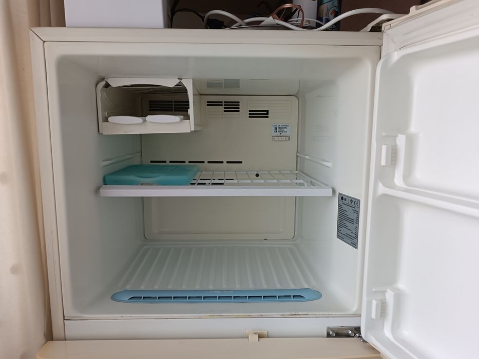 Холодильник LG, рабочий.